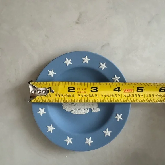 Wedgwood Society Blue Jasperware Crossing The Delaware Trinket Dish - Picture 4 of 5